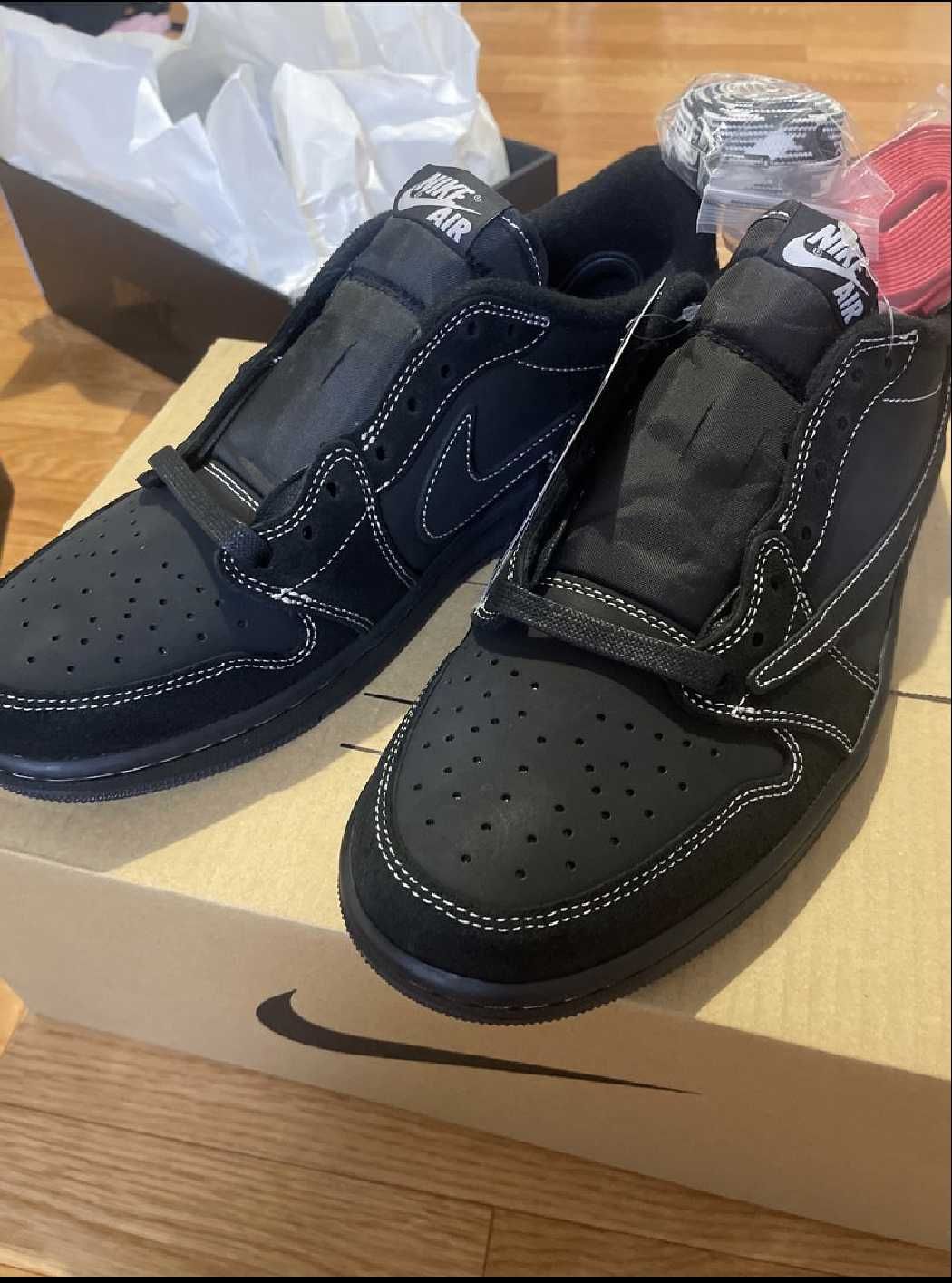 Travis Scott × Nike Air Jordan 1 Low OG SP "Black Phantom"