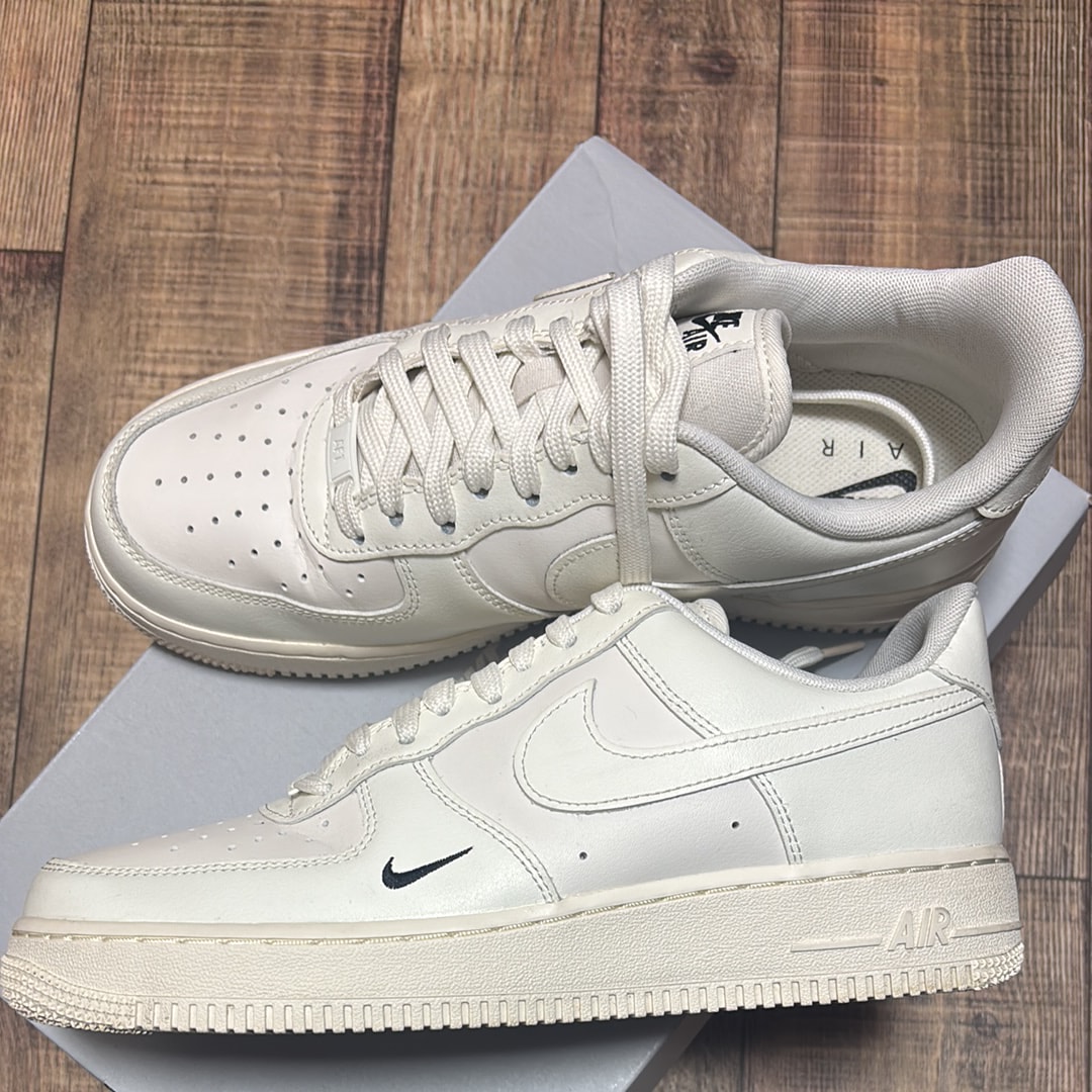 Nike Women's Air Force 1 '07 Essential "Sail/Black/Sail"
