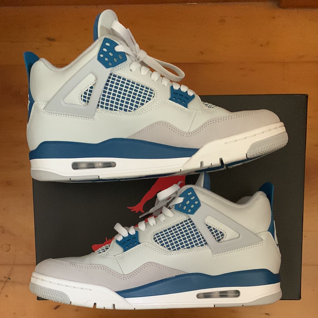 Nike Air Jordan 4 Retro "Industrial Blue"