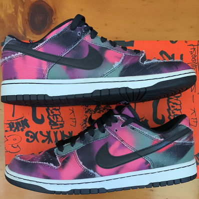 Nike Dunk Low Graffiti "Pink/Black"