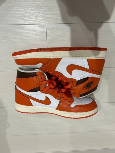 Nike Women's Air Jordan 1 High OG "Starfish"