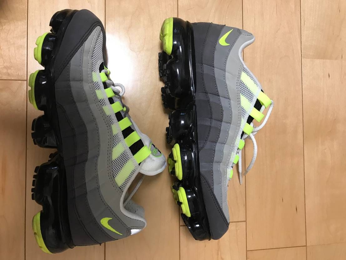 Nike Air Vapormax 95 "Neon"