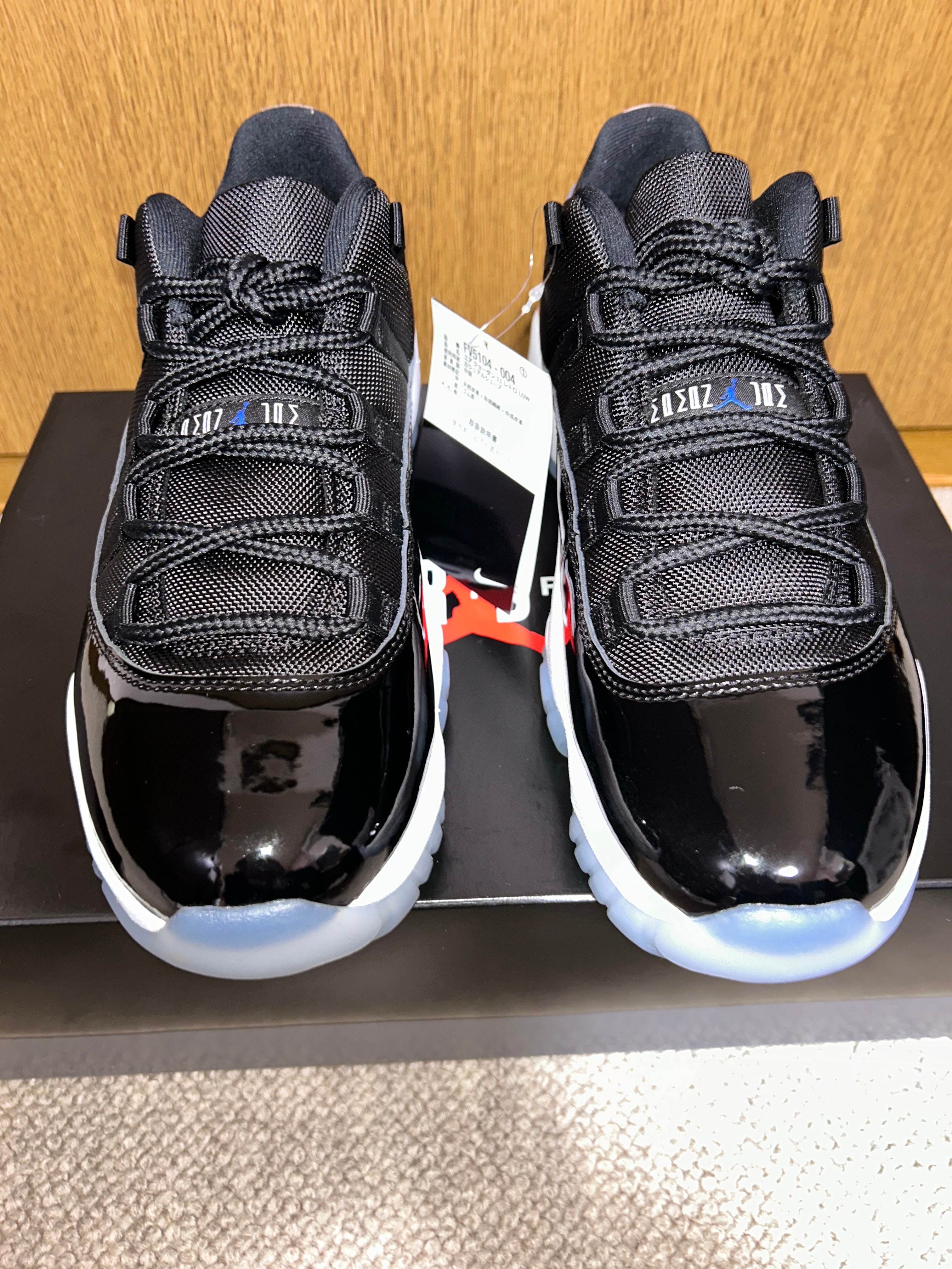 Nike Air Jordan 11 Retro Low 