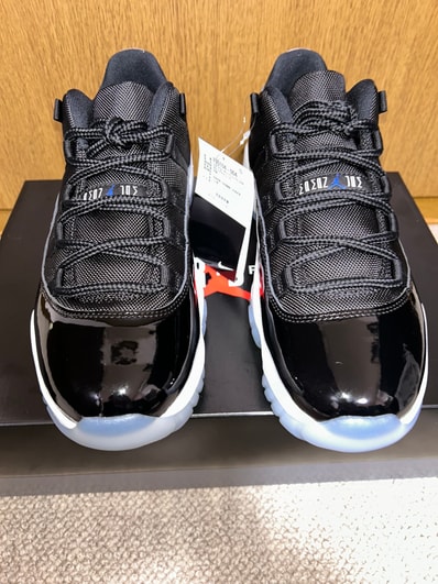 Nike Air Jordan 11 Retro Low "Black and Varsity Royal/Space Jam"