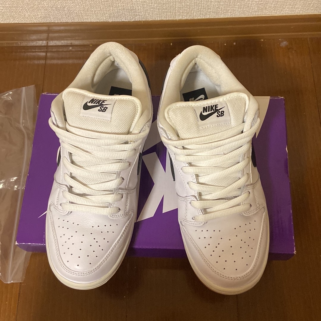 Nike SB Dunk Low Pro "White/Black-White-Gum Light Brown"