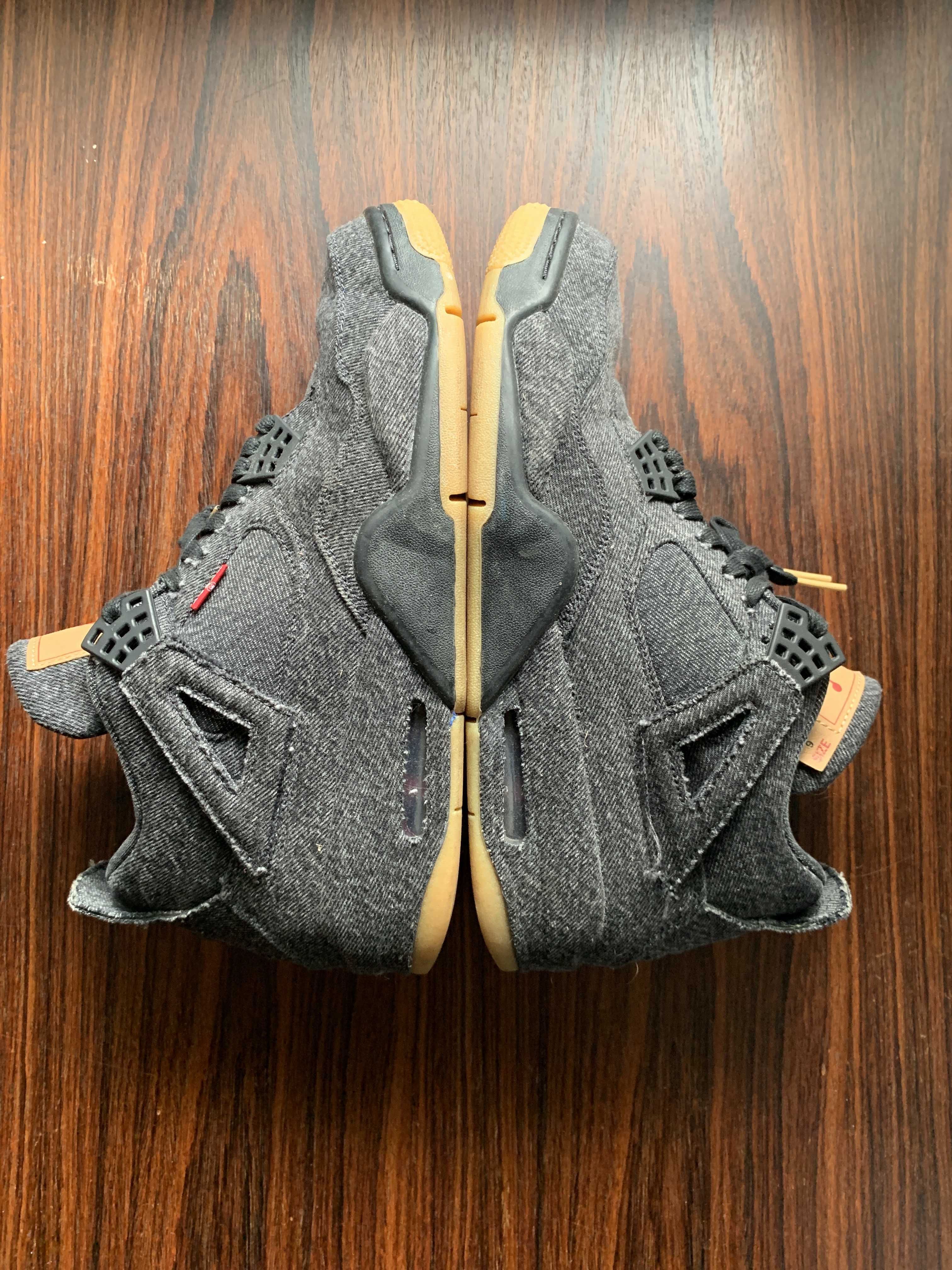 Nike × Levi's Air Jordan 4 "Black Denim" (Tag: LEVIS®)