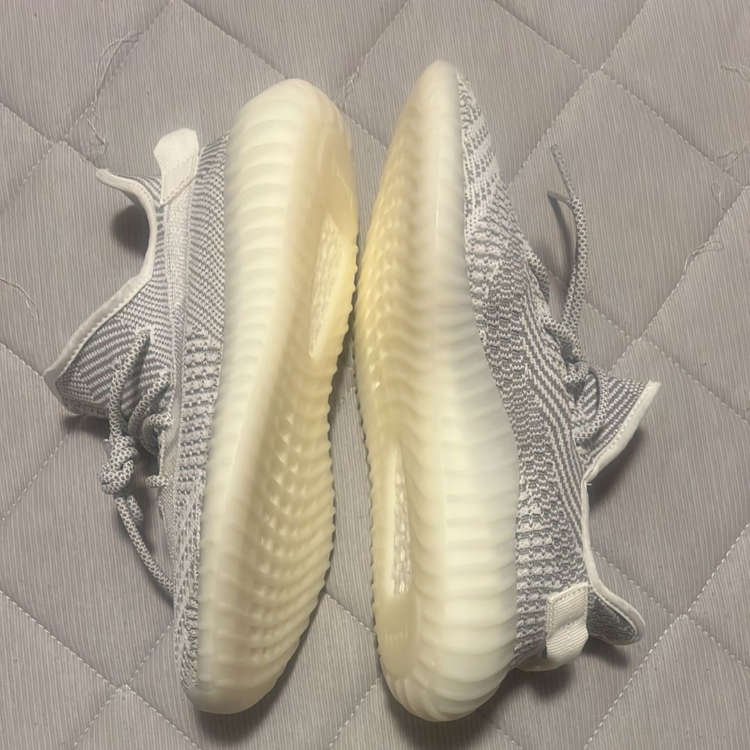 adidas YEEZY Boost 350V2 "Static"