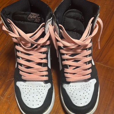 Nike Air Jordan 1 High OG "Bleached Coral"