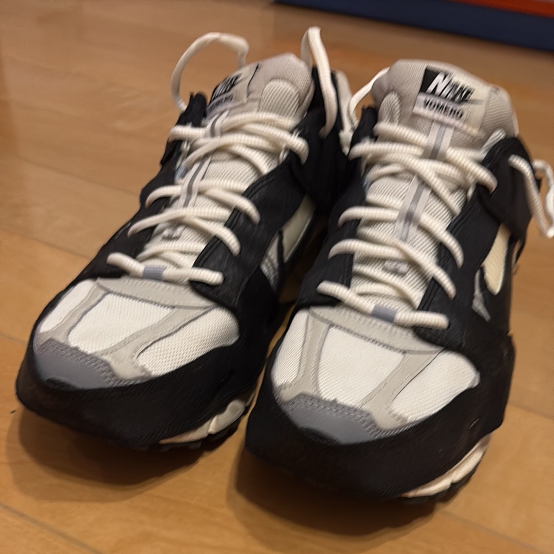 Nike Women's Zoom Vomero 5 "Wolf Grey and Black"