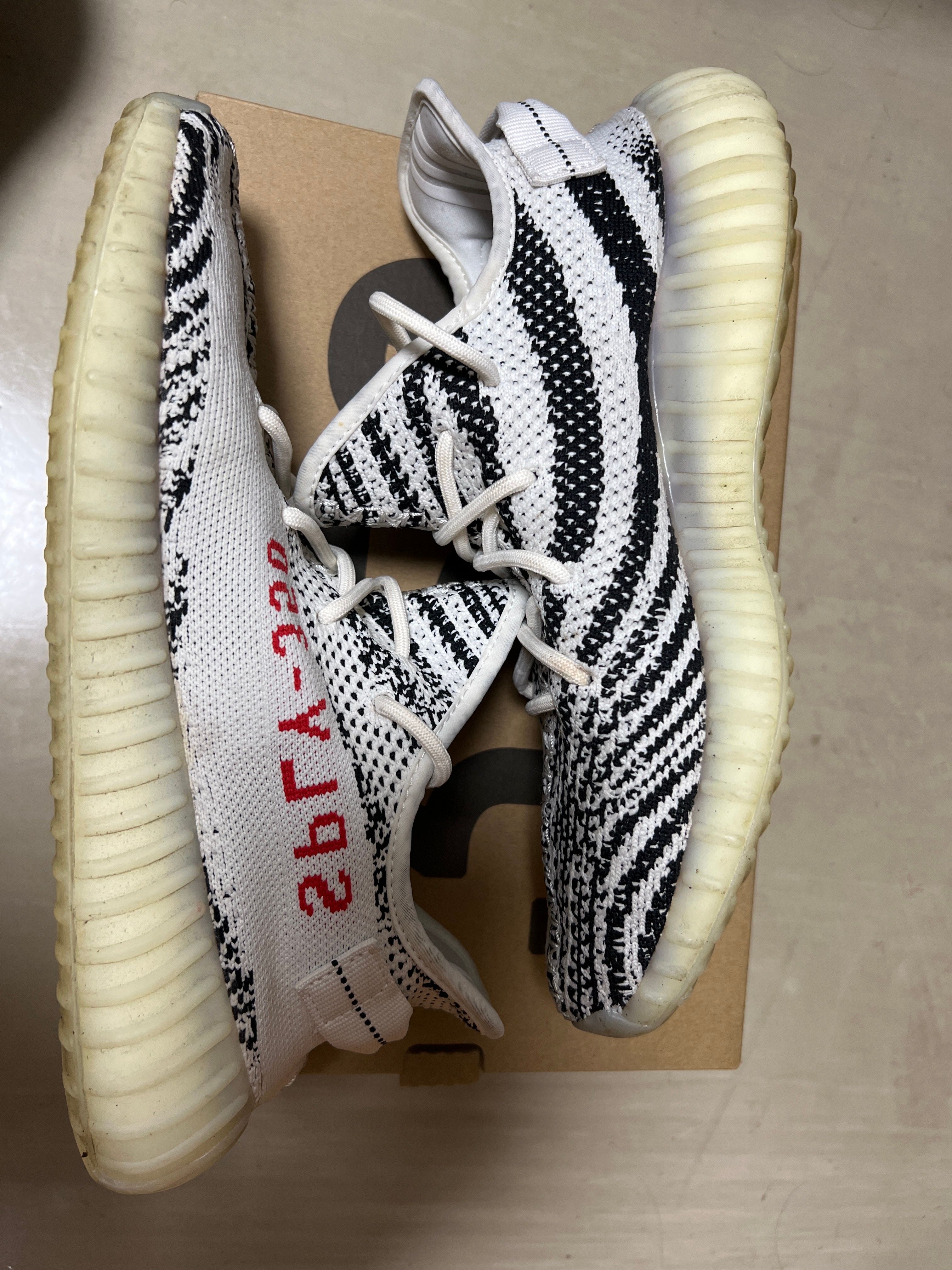 adidas YEEZY Boost 350 V2 "Zebra"