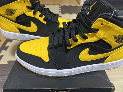 Nike Air Jordan 1 Retro Mid "New Love" (2017)