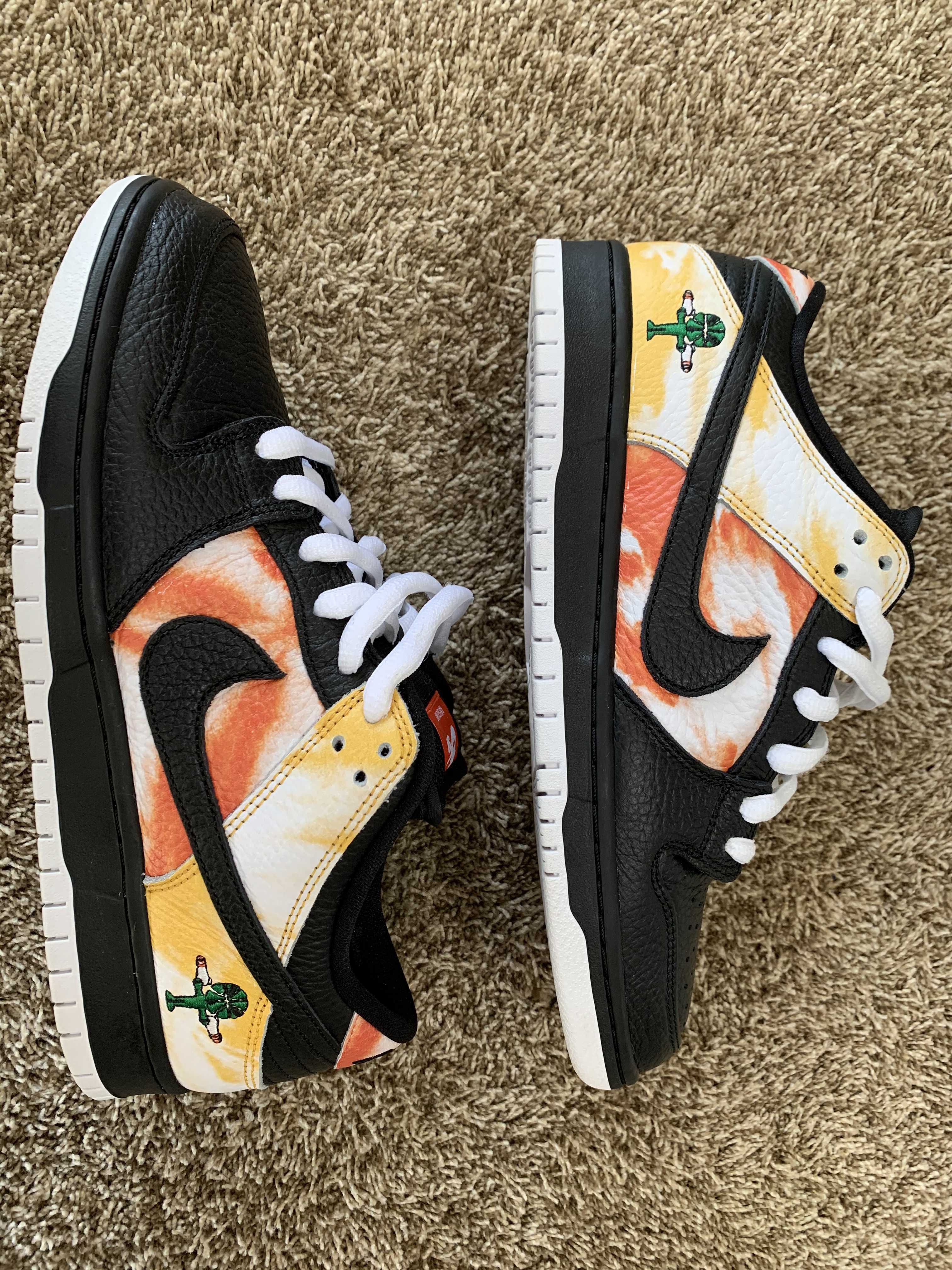 Nike SB Dunk Low "Raygun Tie-Dye/Black"