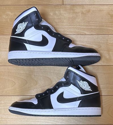 Nike Women's Air Jordan 1 Mid "Black/White"