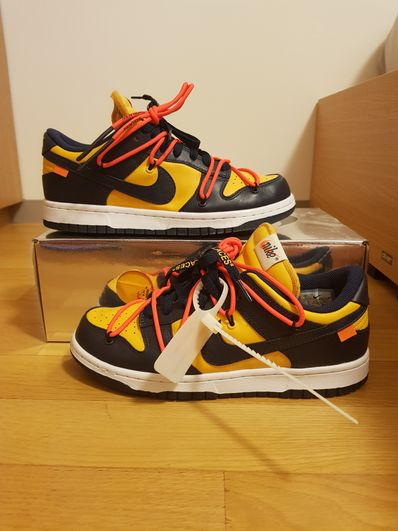 OFF-WHITE × NIKE DUNK LOW UNIVERSITY GOLD/MIDNIGHT NAVY/WHITEの