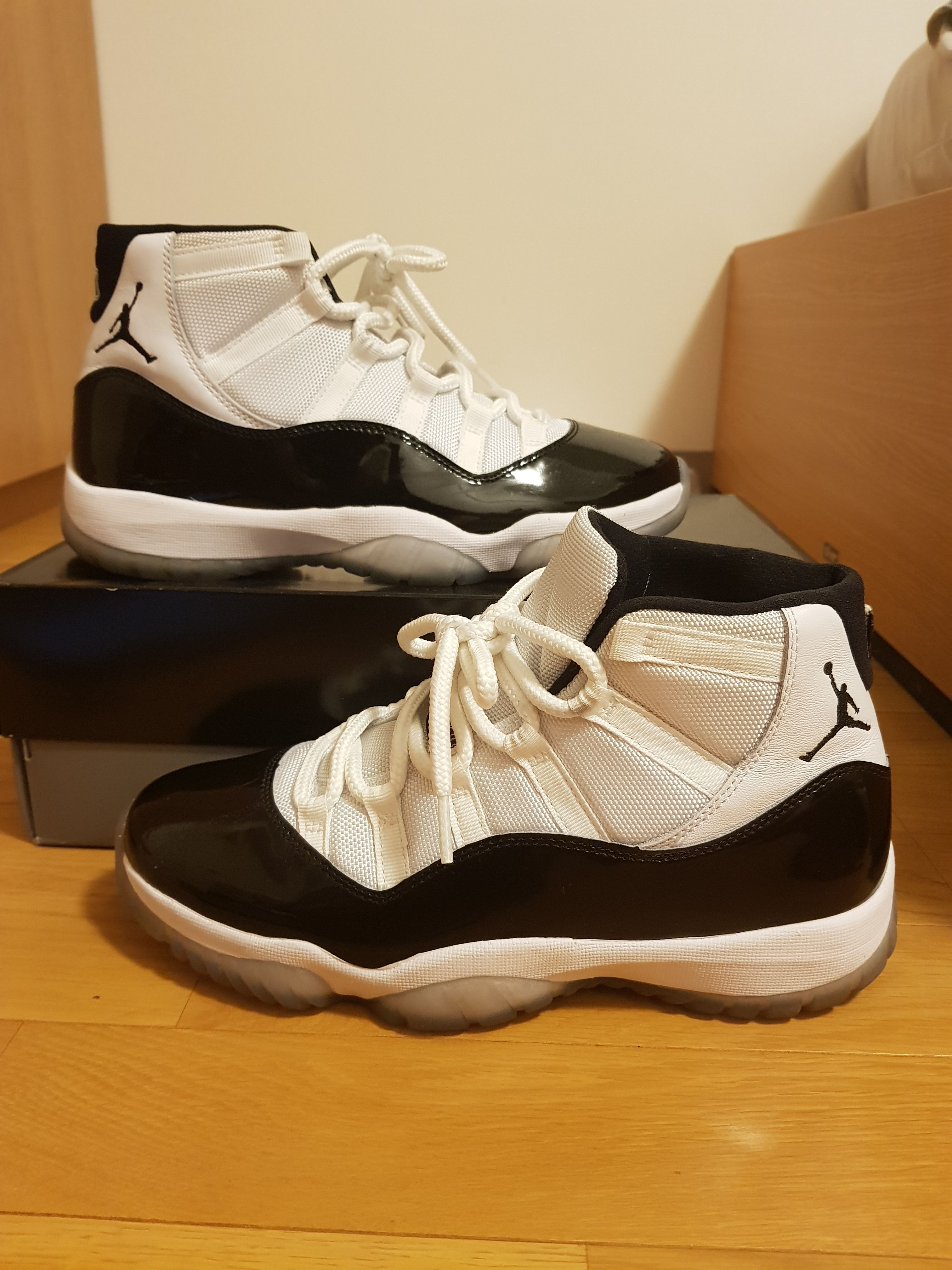 Nike Air Jordan 11 Retro "Concord" (2018)