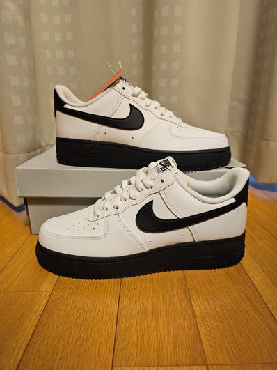 Nike Air Force 1 Low "White Black Midsole"