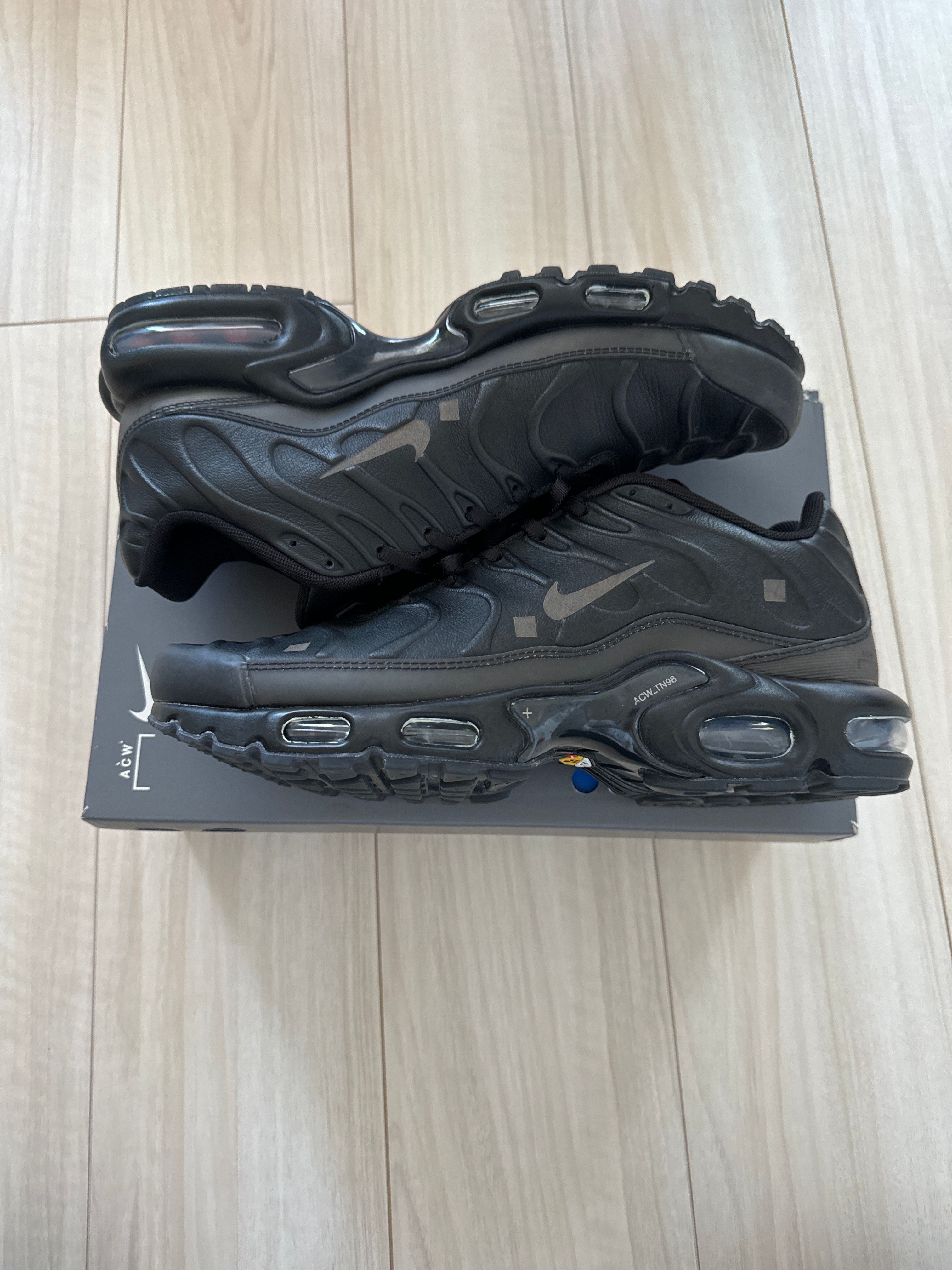 A-COLD-WALL* × Nike Air Max Plus "Onyx"