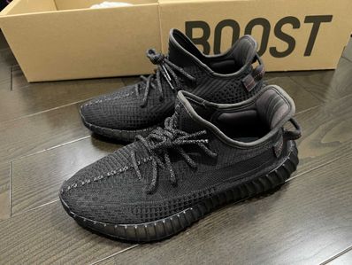 adidas YEEZY Boost 350 V2 "Black"