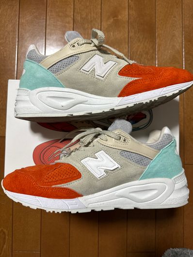 KITH × New Balance 990V2 "Cyclades"