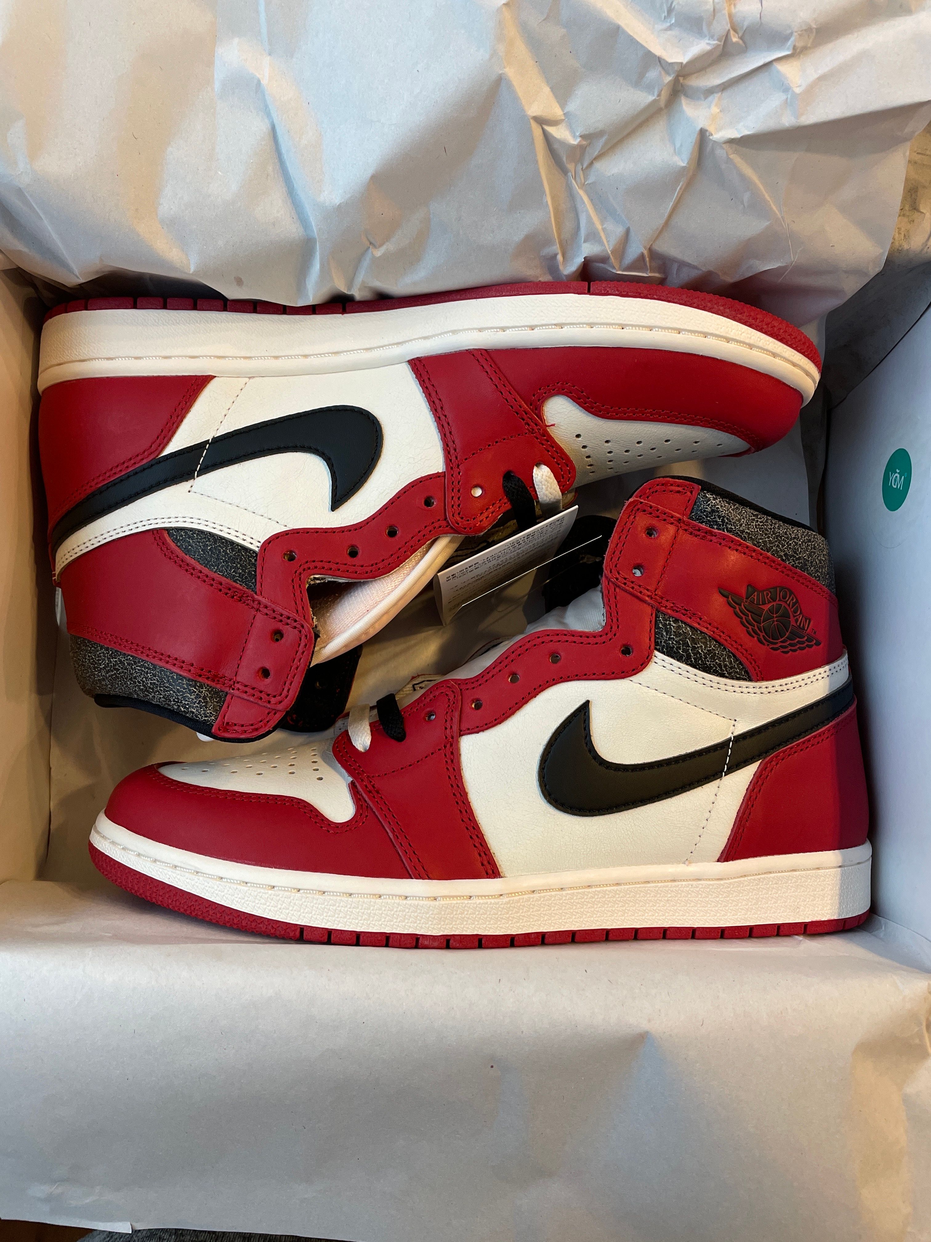 Nike Air Jordan 1 High OG "Lost & Found/Chicago"