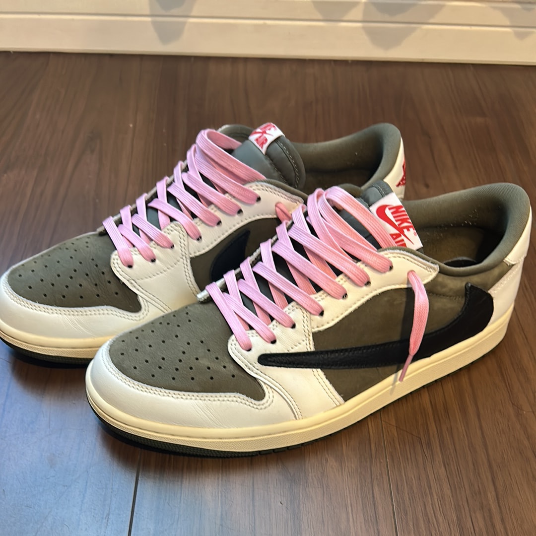 トラヴィススコット × ナイキ エアジョーダン1 ロー OG SP "リバースオリーブ"