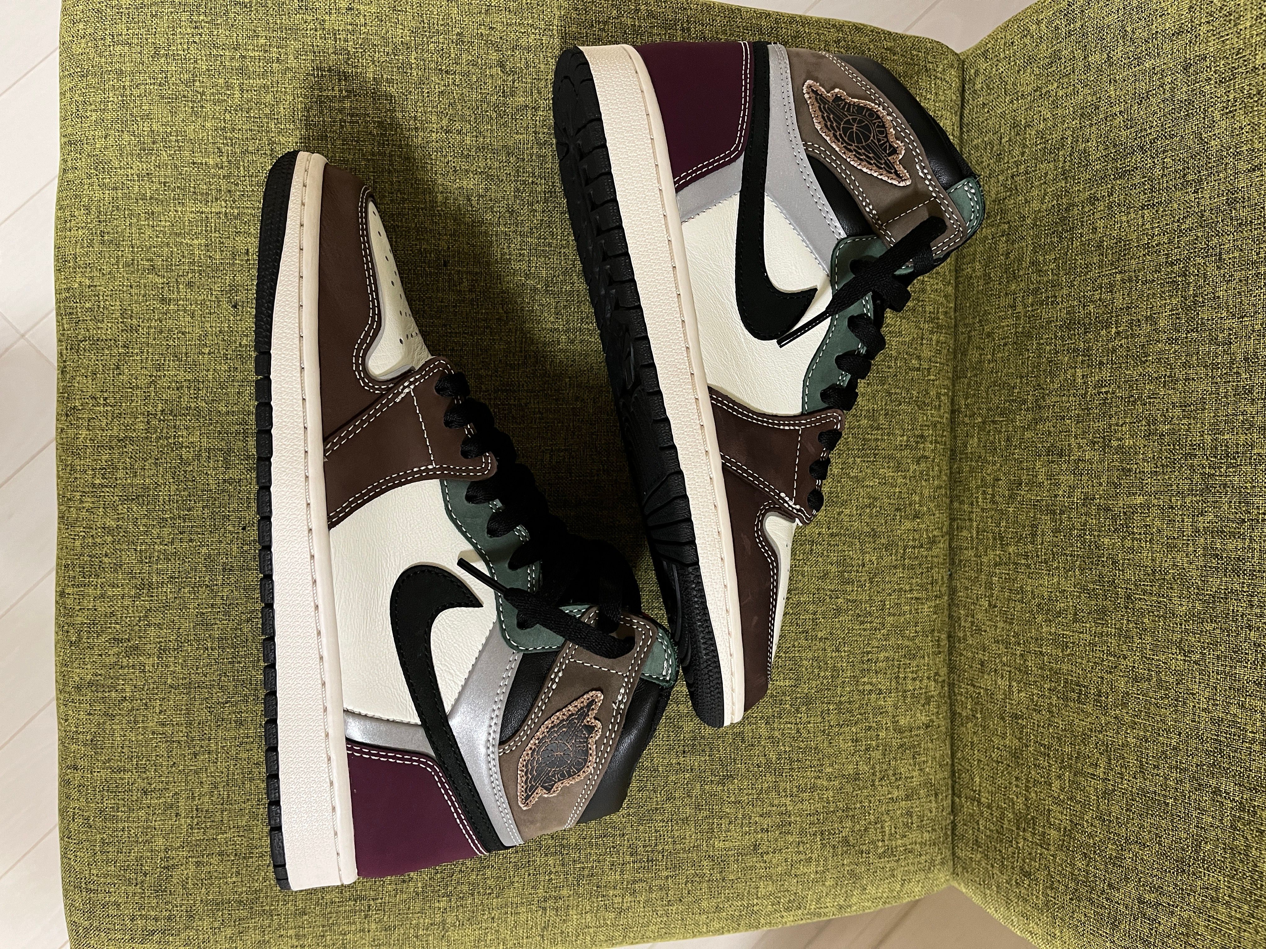 Nike Air Jordan 1 High OG "Hand Crafted"