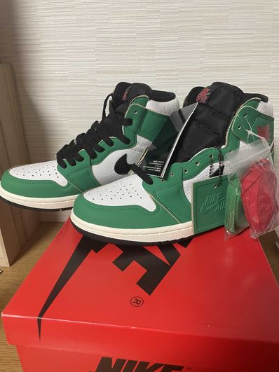 Nike Women's Air Jordan 1 High OG "Lucky Green/White-Sail-Black"
