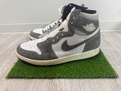 Nike Air Jordan 1 Retro High OG "Black and Smoke Grey"