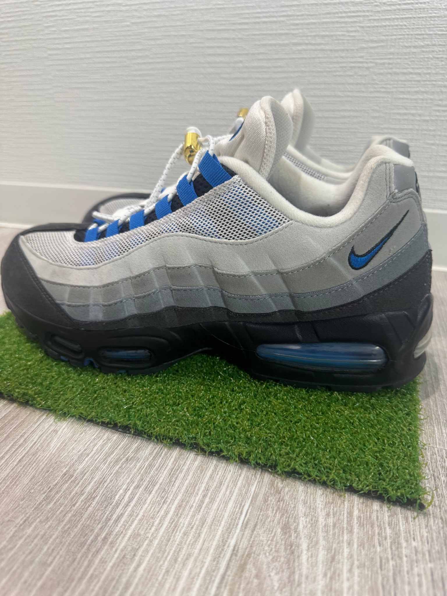 Nike Air Max 95 OG Big Bubble "Cool Grey/Blue Spark"