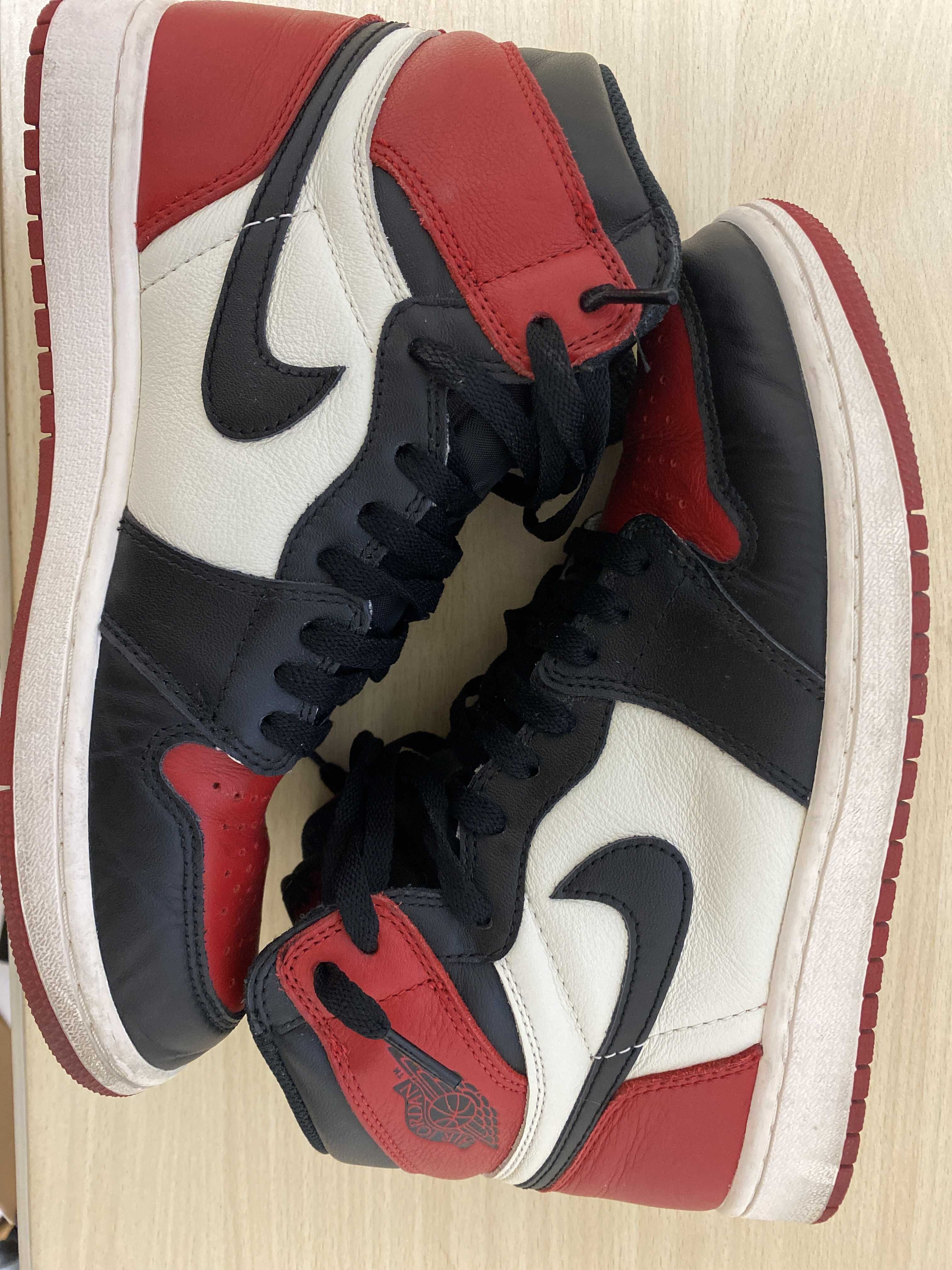 Nike Air Jordan 1 Retro High OG "Bred Toe"