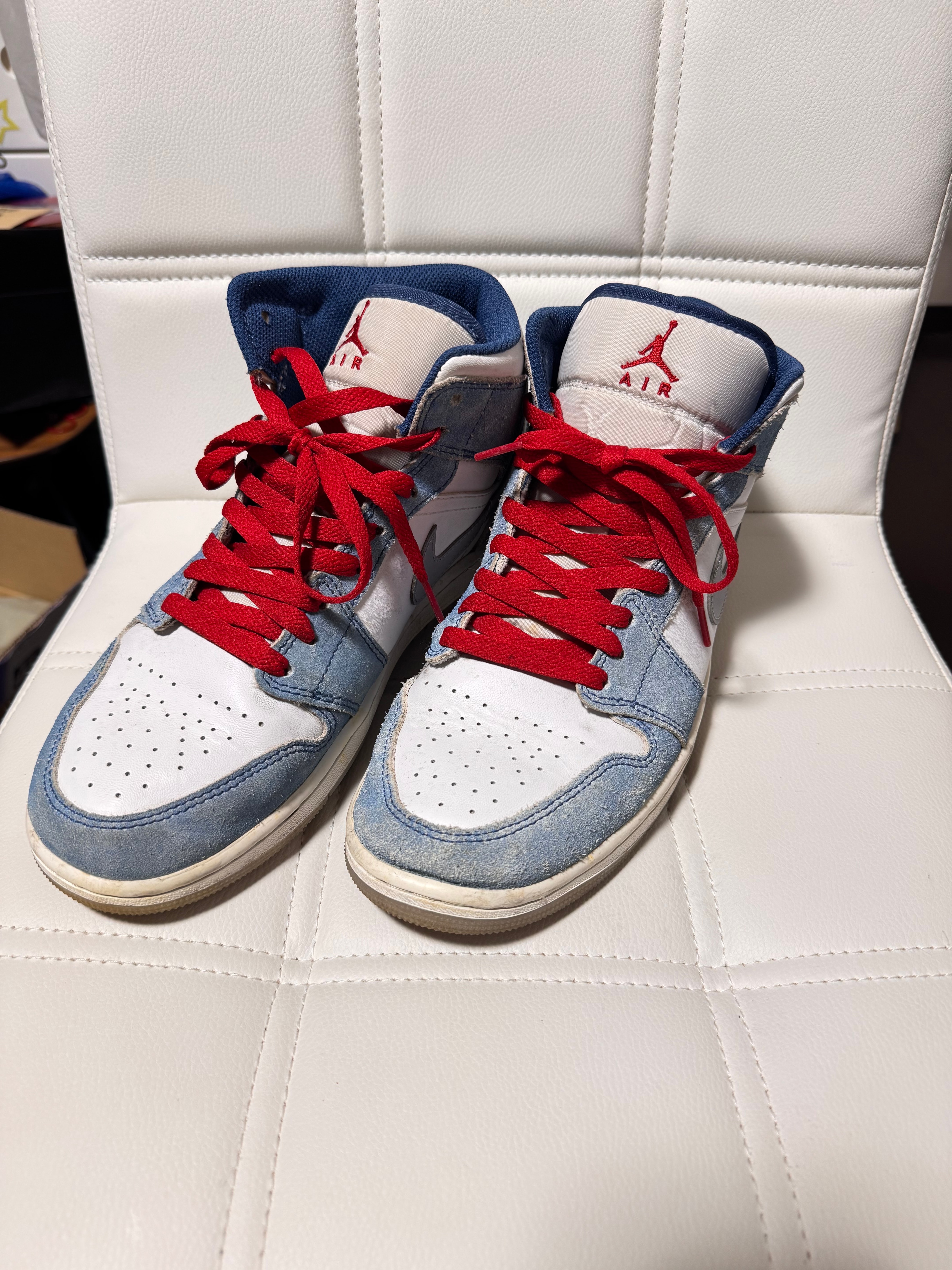 Nike Air Jordan 1 Mid SE "White/Hyper Royal/Red"