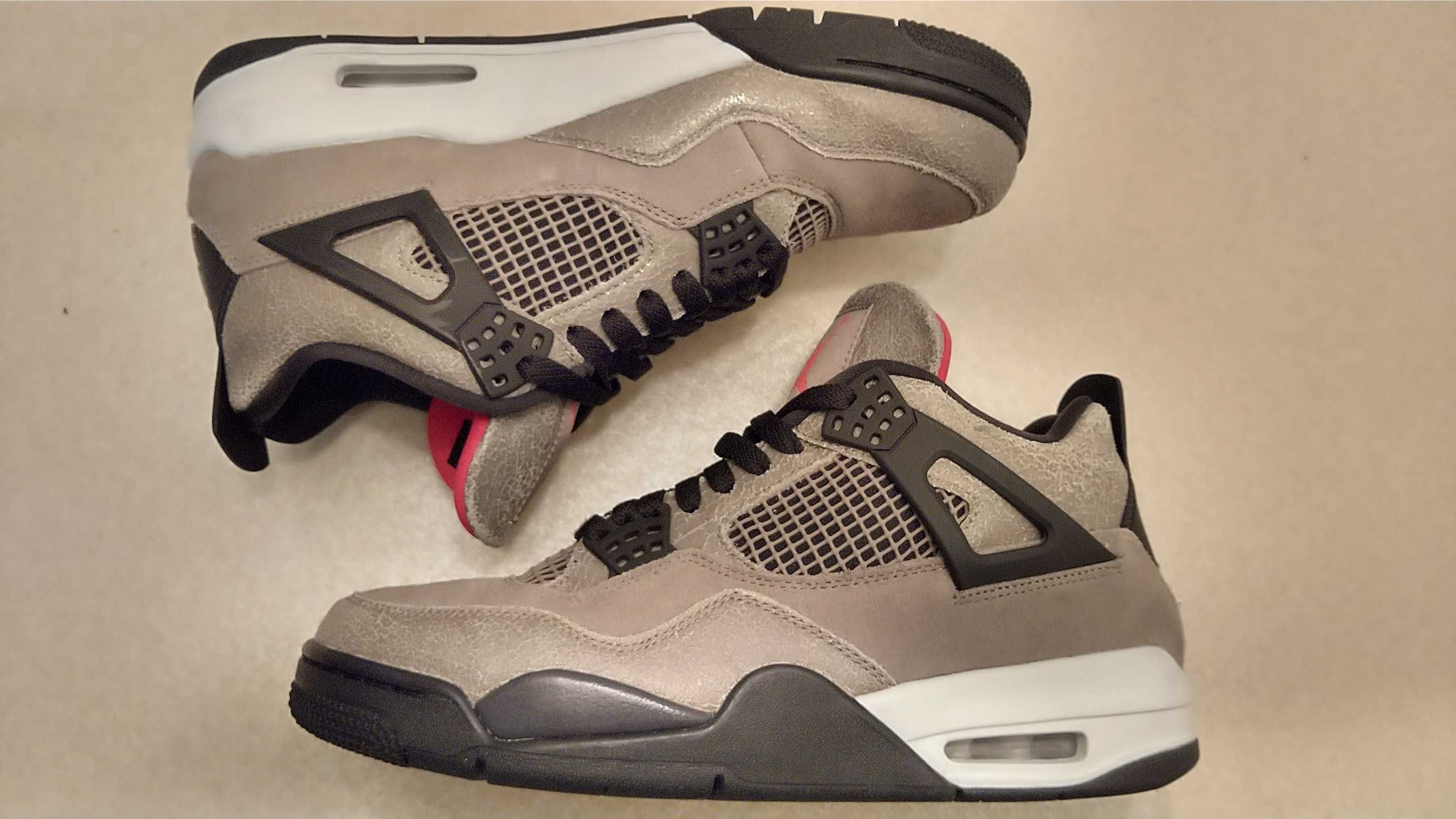 Nike Air Jordan 4 "Taupe Haze"   
