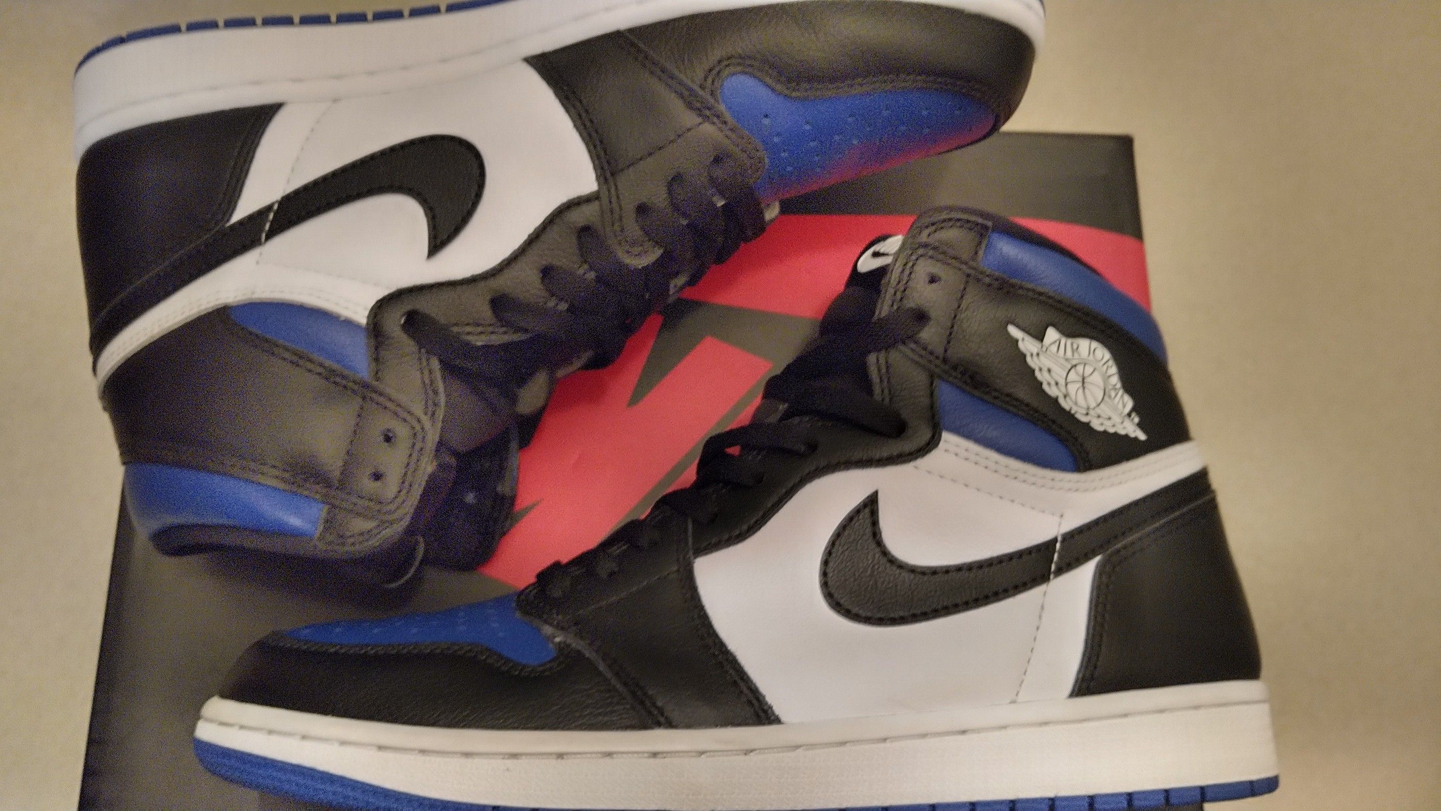 Nike Air Jordan 1 Retro High OG "Royal Toe"(2020)