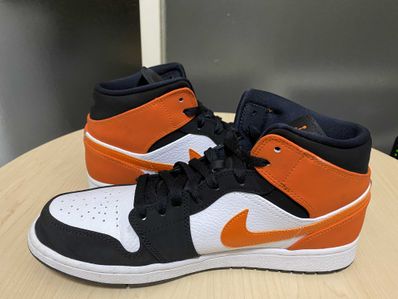 NIKE AIR JORDAN 1 MID "SHATTERED BACKBOARD"
