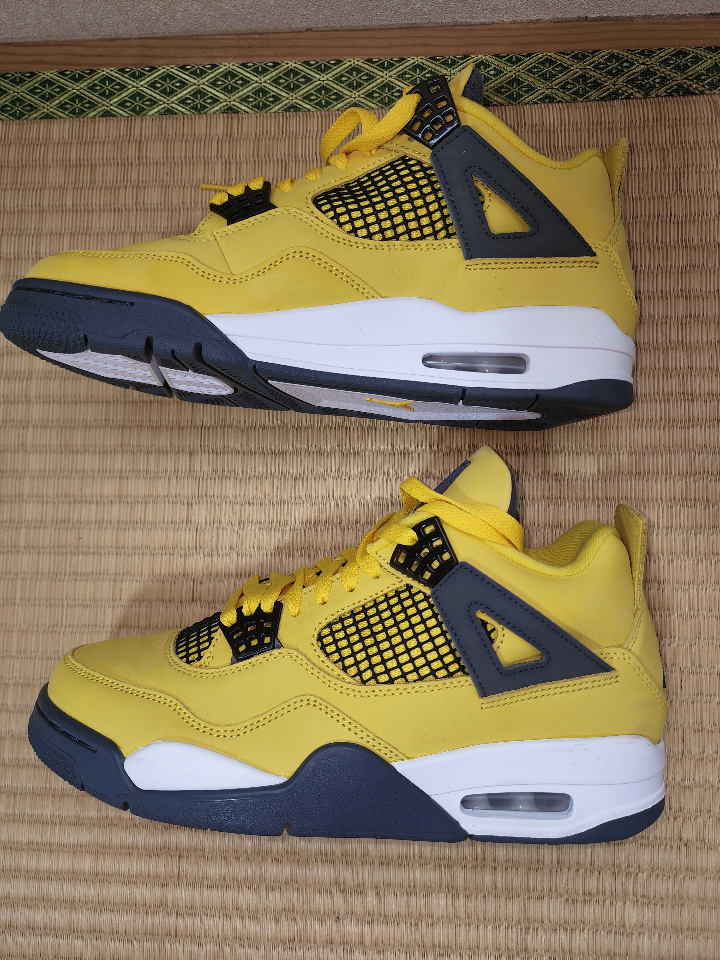 Nike Air Jordan 4 "Tour Yellow"