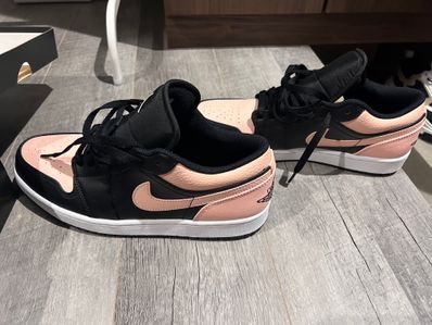 Nike Air Jordan 1 Low "Crimson Tint"