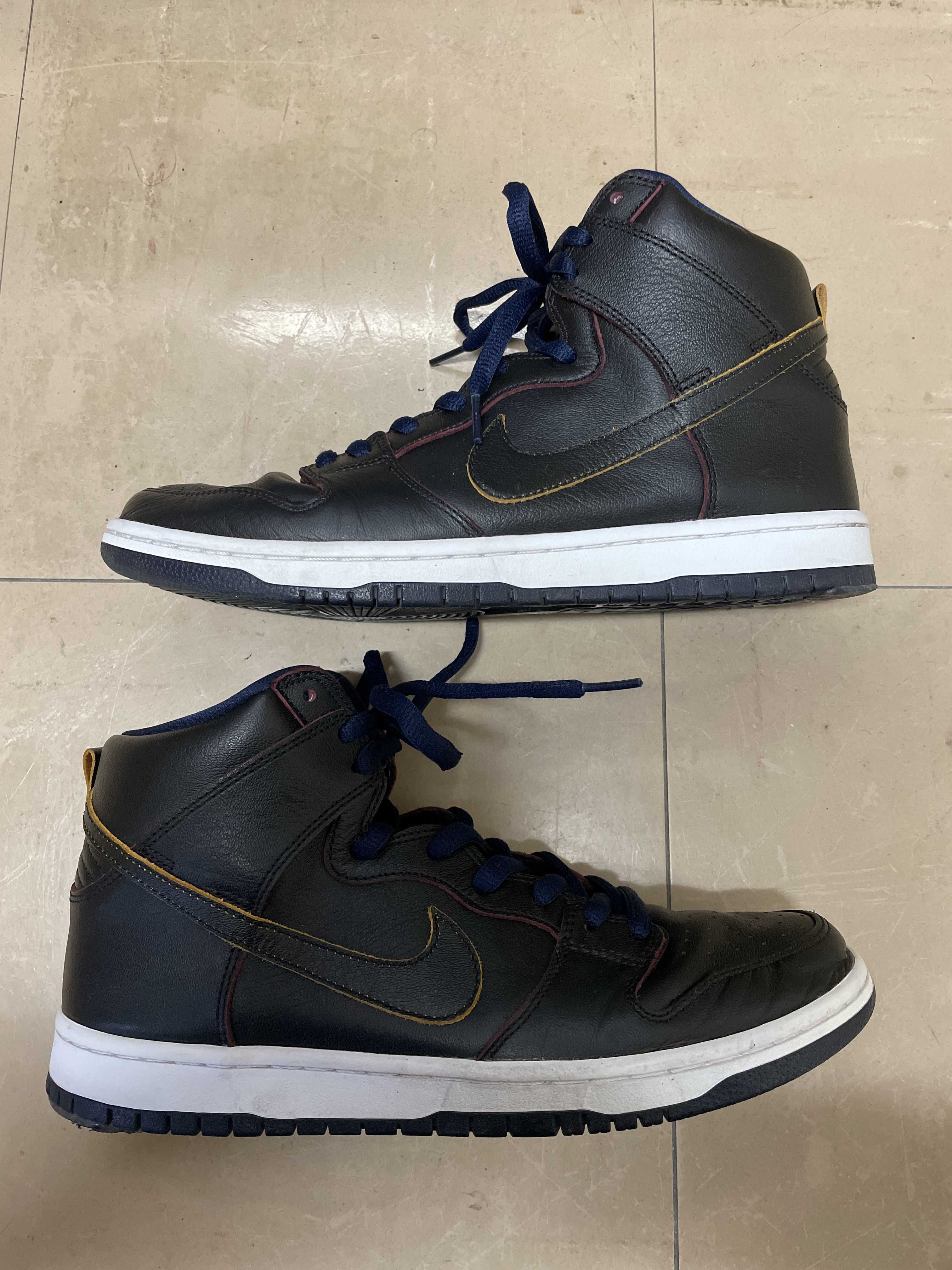 NBA × Nike SB Dunk High "Cleveland Cavaliers"