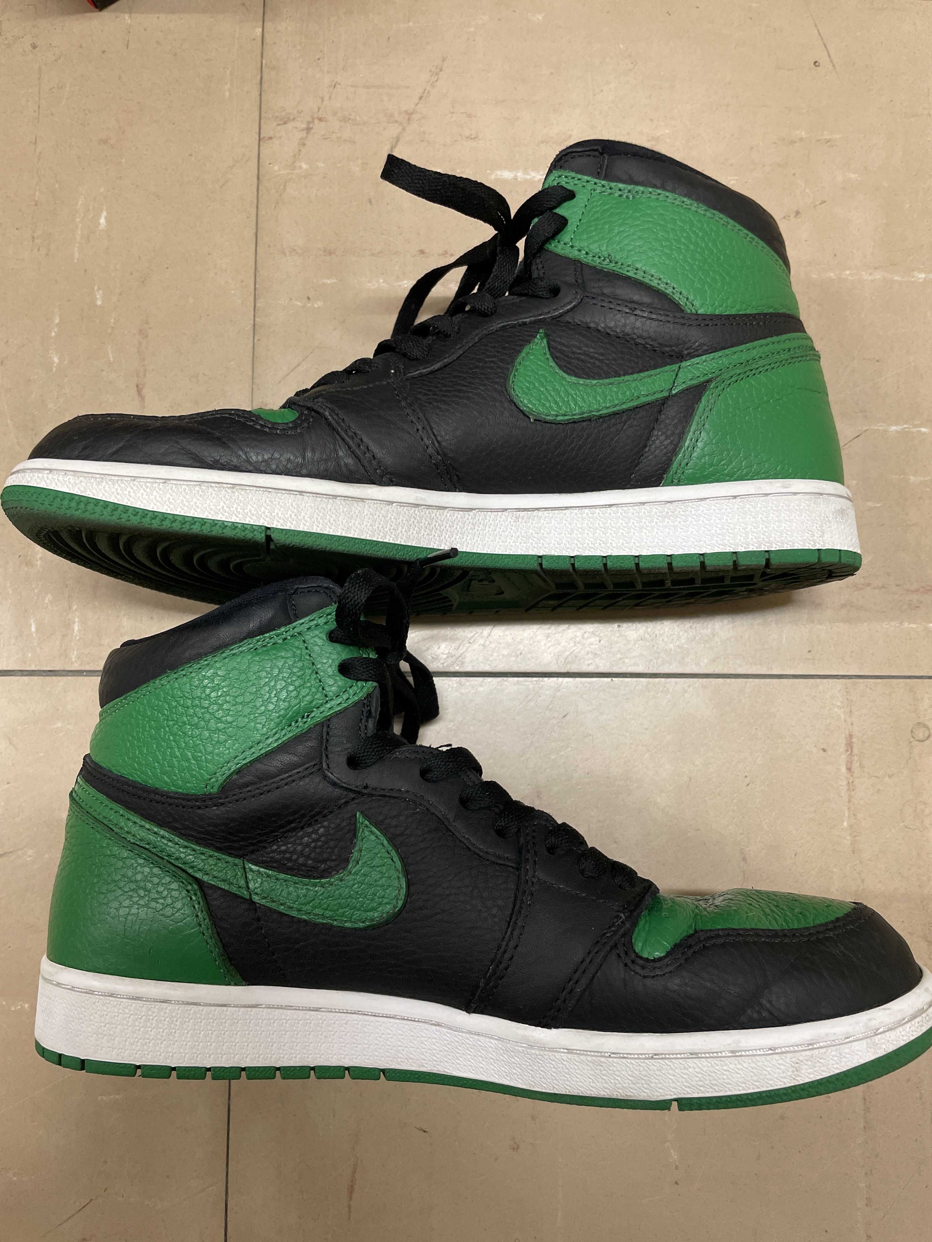 Nike Air Jordan 1 Retro High OG "Black/Pine Green" (2020)      