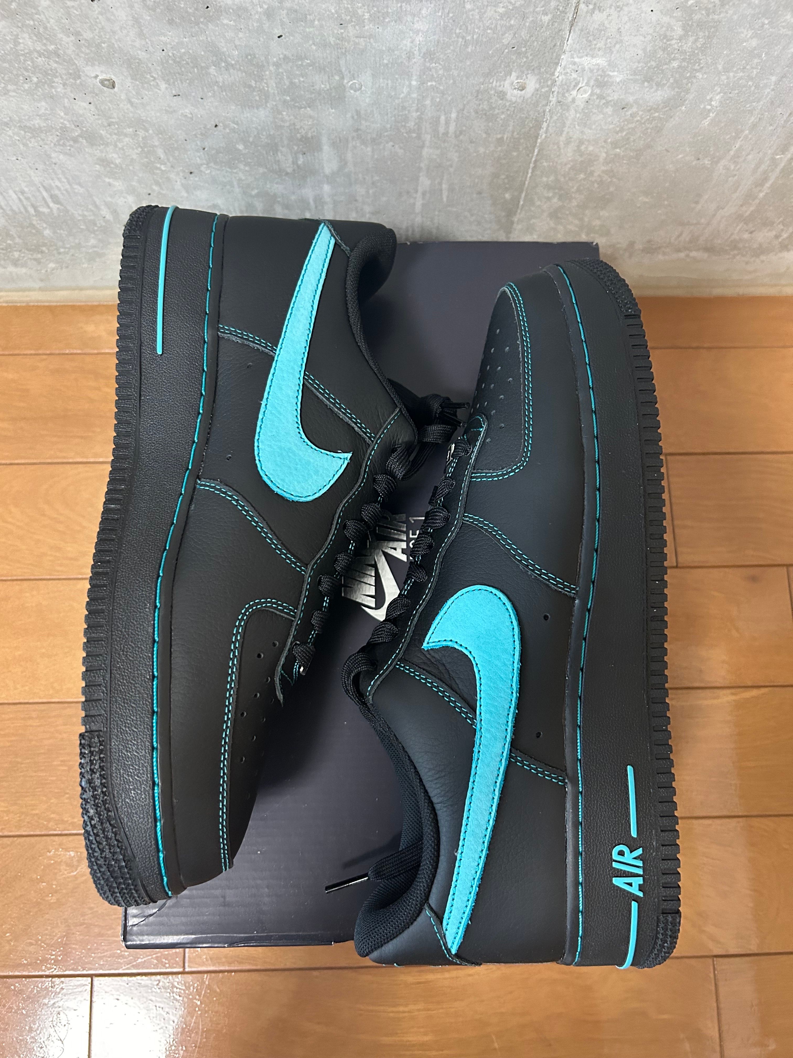Nike Air Force 1 Low "Black Tiffany"