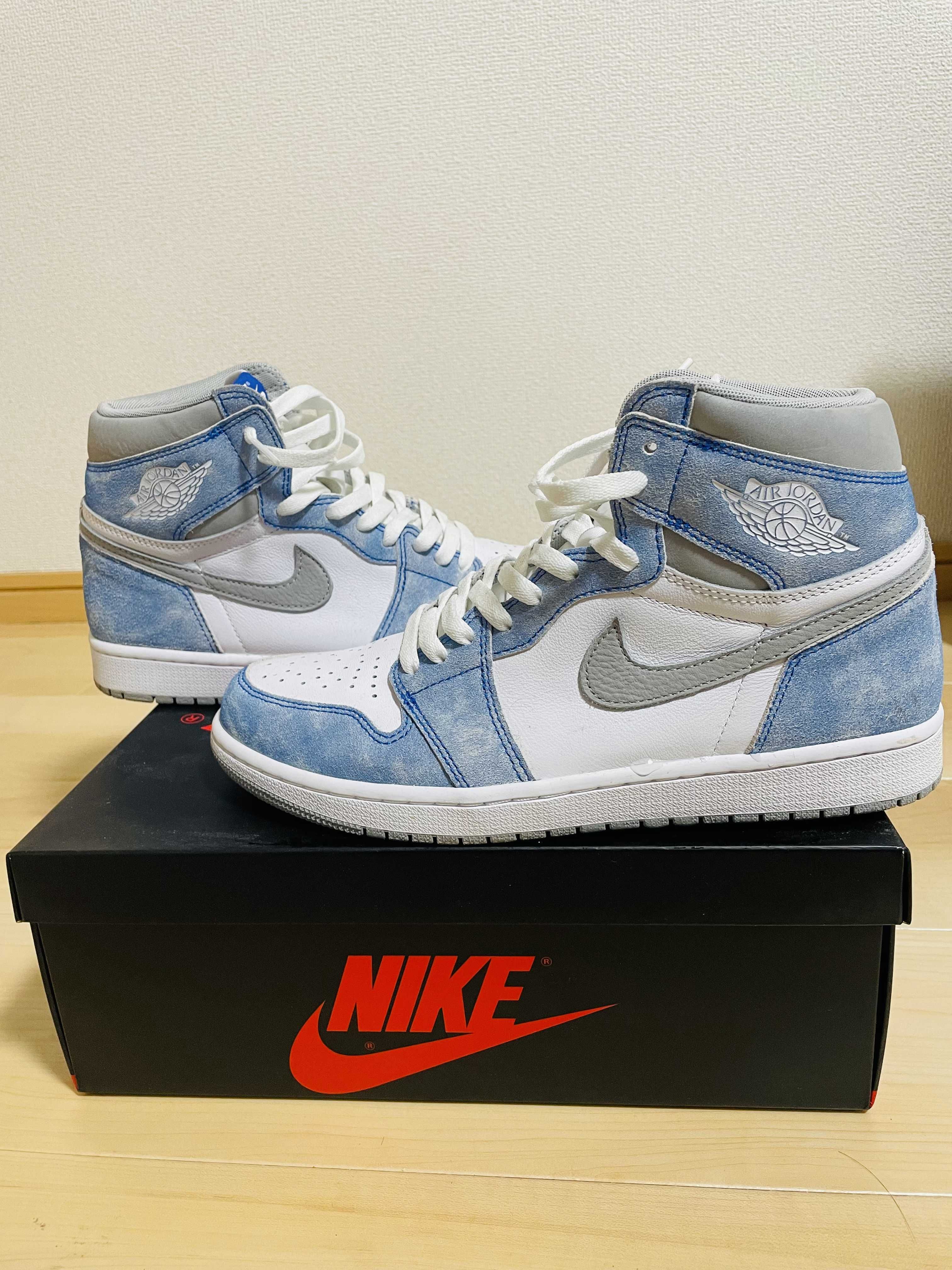 Nike Air Jordan 1 High OG "Hyper Royal"