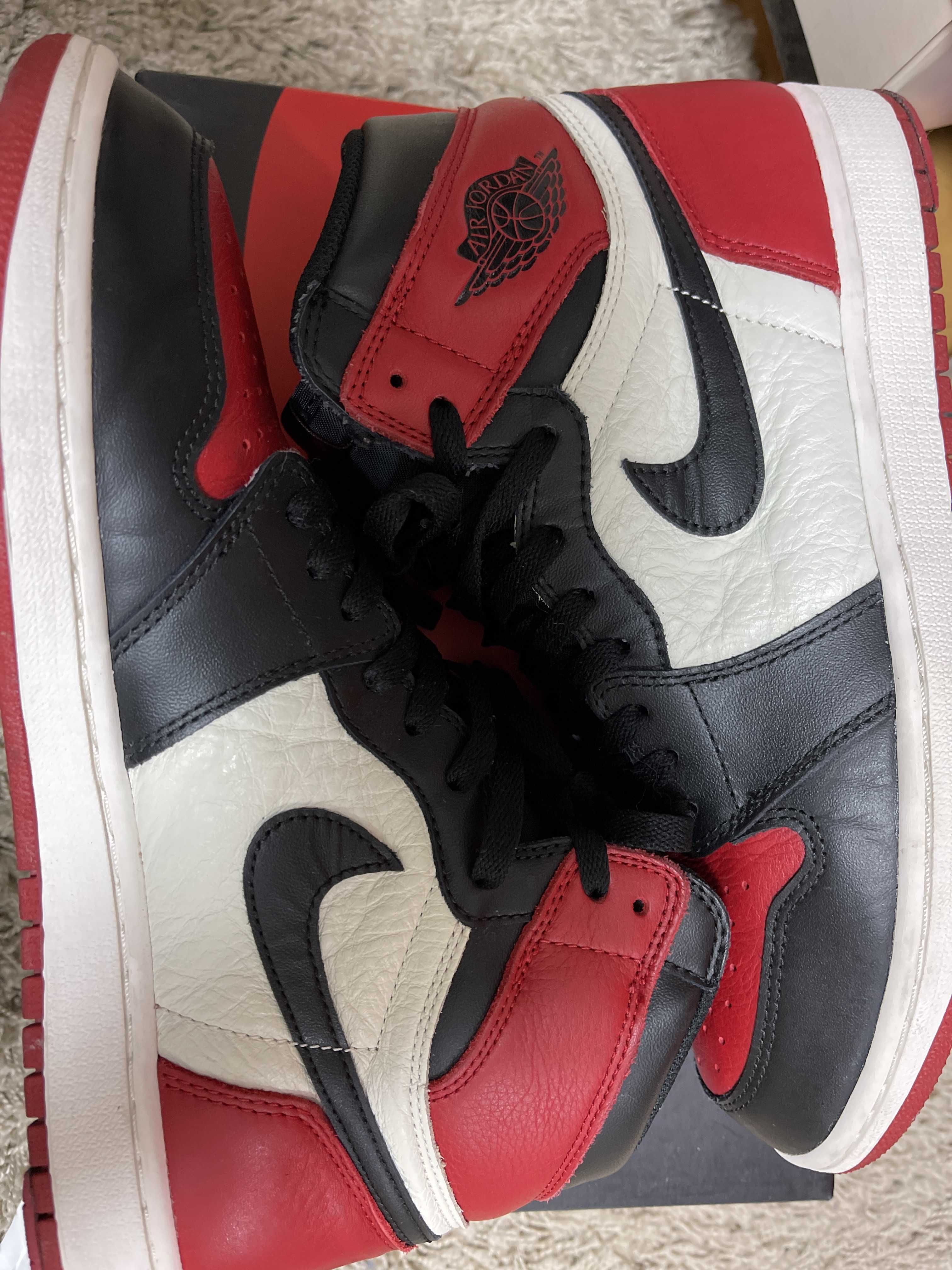 Nike Air Jordan 1 Retro High OG "Bred Toe"