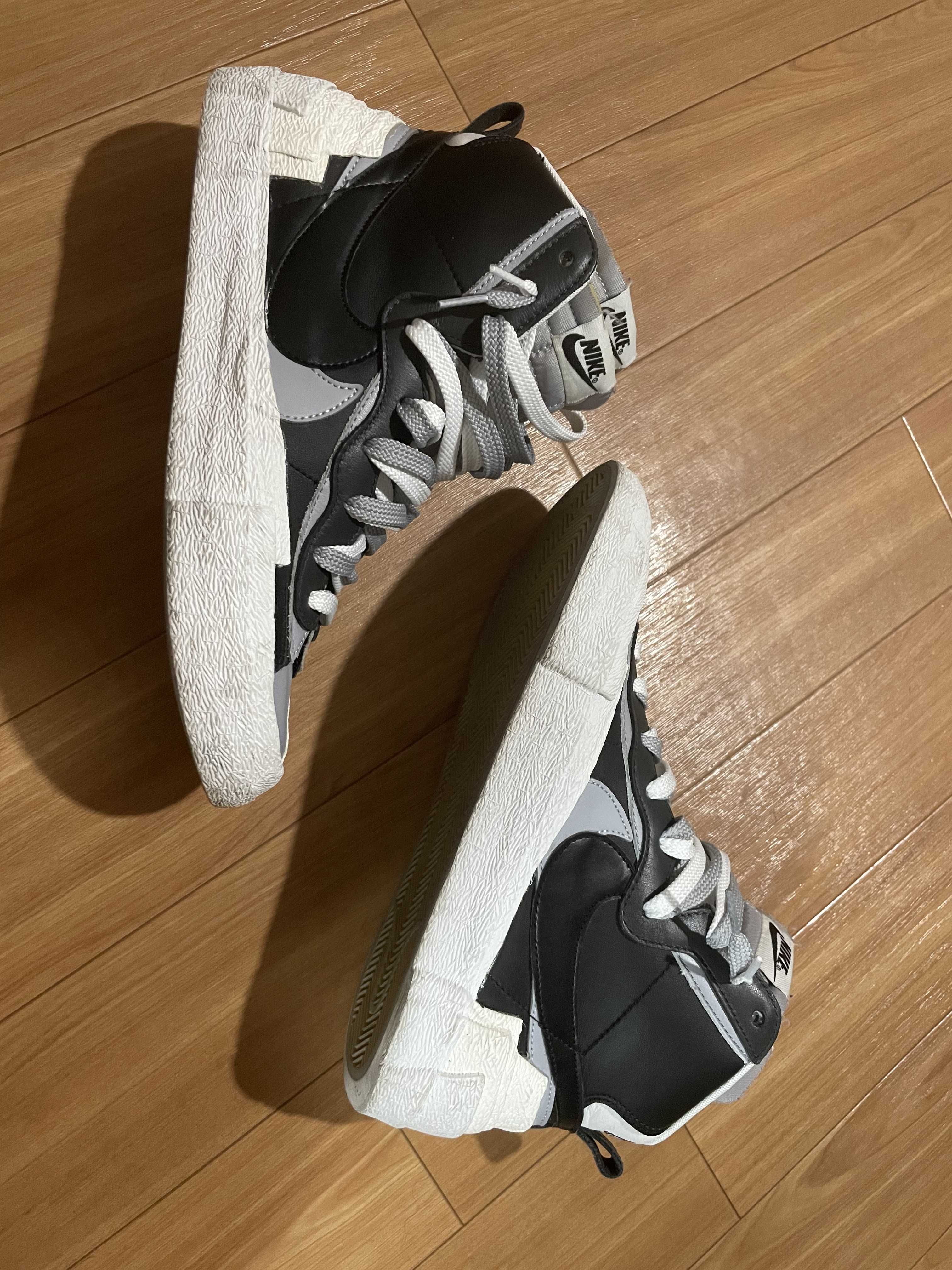 sacai × NIKE BLAZER MID "BLACK/WOLF GREY/WHITE"