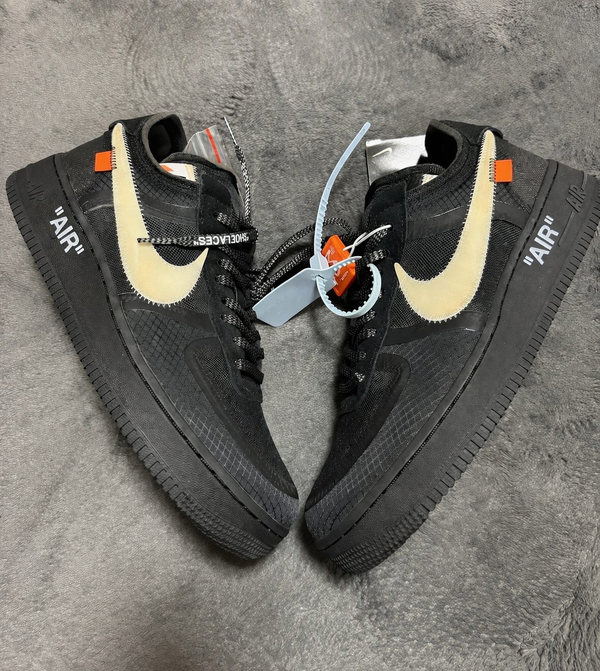 Off-White × Nike Air Force 1 Low "Black"