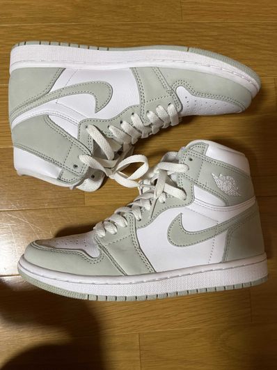 Nike Women's Air Jordan 1 High OG "Seafoam"