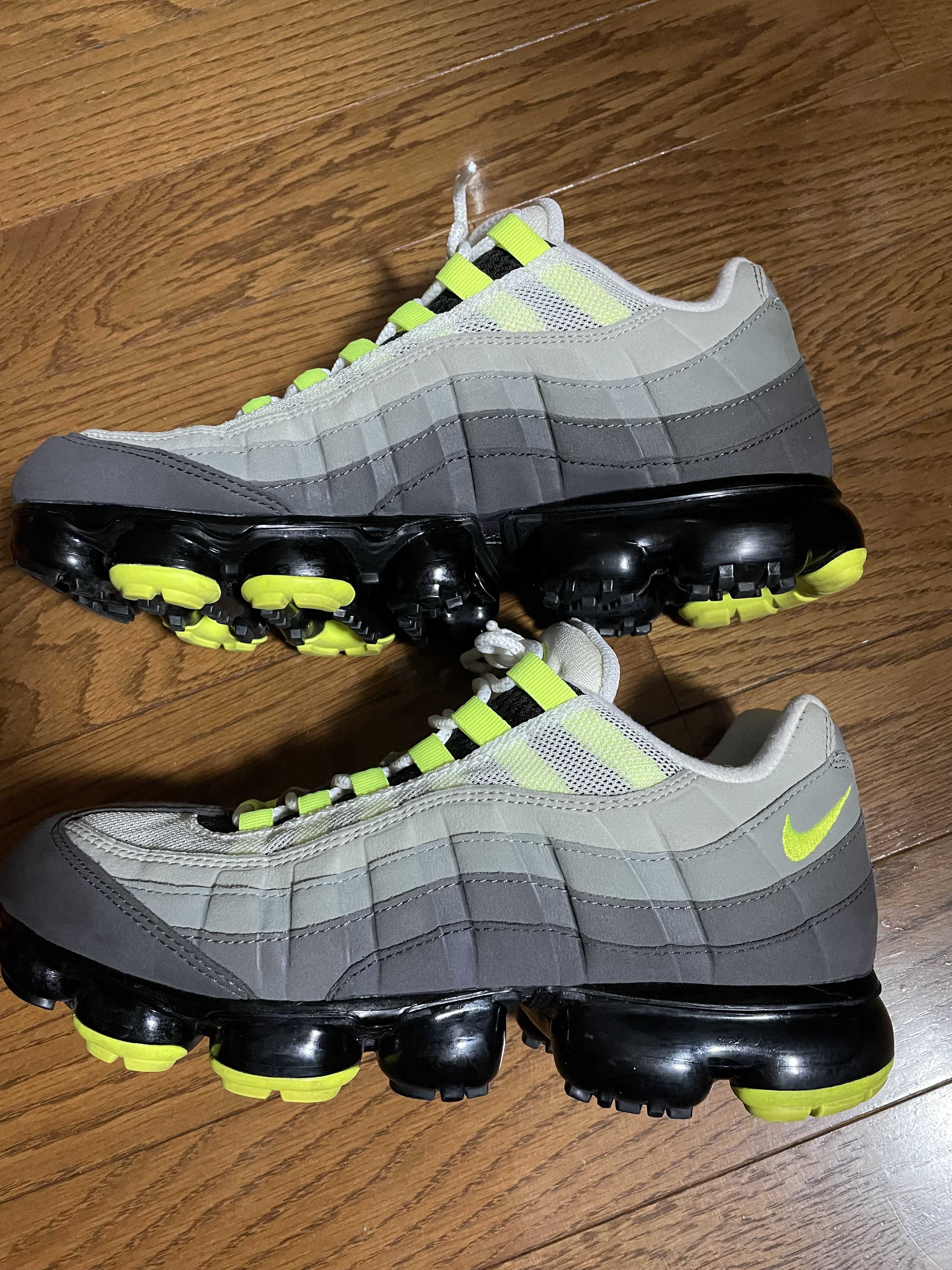 Nike Air Vapormax 95 "Neon"