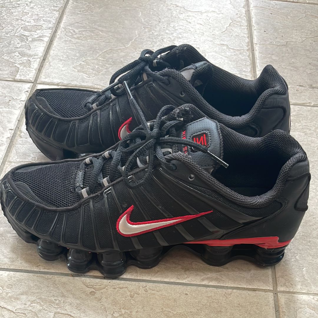 Nike Shox TL "Black/University Red/Metallic Silver"
