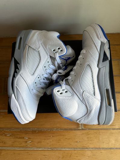 Nike Air Jordan 5 "Stealth 2.0"