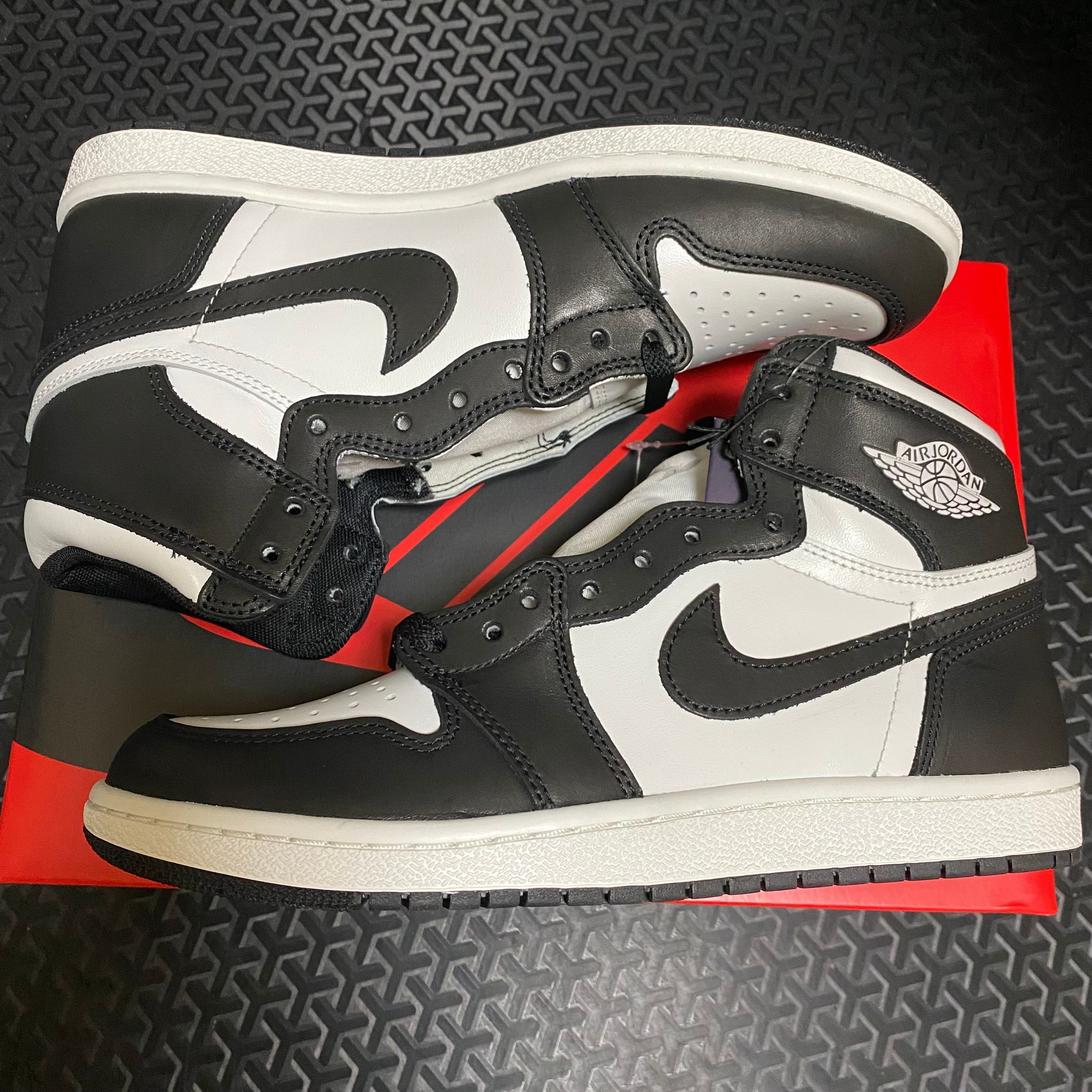 Nike Air Jordan 1 High '85 "Black/White"