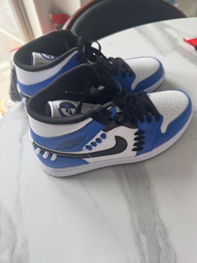 Nike Women's Air Jordan 1 Mid "Sister Hood"