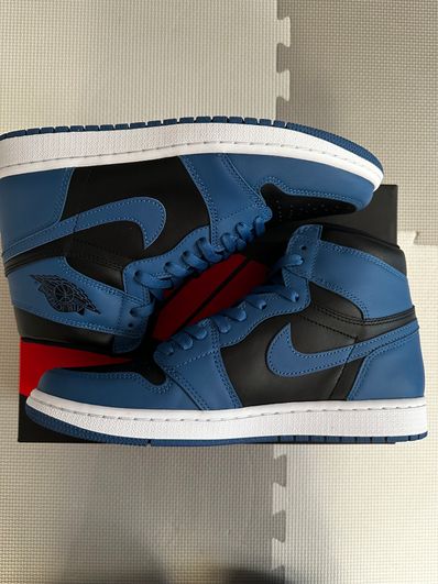 Nike Air Jordan 1 Retro High OG "Dark Marina Blue"